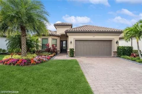 9319 Esplanade Blvd, Naples, FL 34119