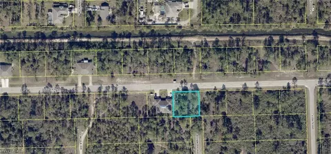 616 E 12th St, Lehigh Acres, FL 33972