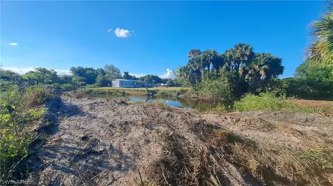 Derby Ln, Moore Haven, FL 33471 photo 12