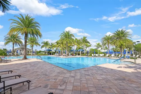 Exterior - 20083 Tavernier Dr, Estero, FL 33928 photo 7 of 9