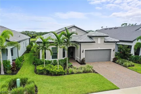 19701 Aqua View Ln, Fort Myers, FL 33913