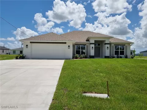 838 Wilmington Pkwy, Cape Coral, FL 33993