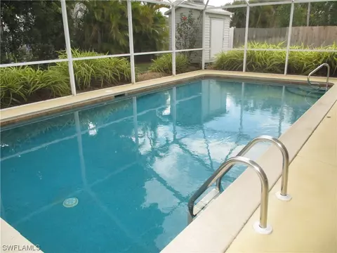 3645 SE 8th Ave, Cape Coral, FL 33904