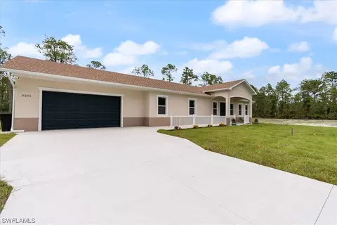 Exterior - 3205 E 23rd St, Alva, FL 33920 photo 3 of 12