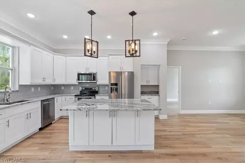 Kitchen - 3205 E 23rd St, Alva, FL 33920 photo 4 of 8
