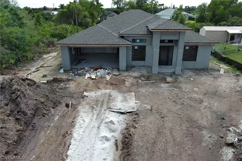 718 Little Rock St E, Lehigh Acres, FL 33974