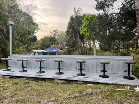 1198 Riverview Dr, Moore Haven, FL 33471 photo 6