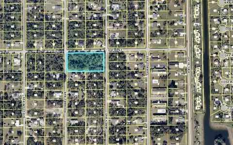 2004 E 7th St, Lehigh Acres, FL 33936