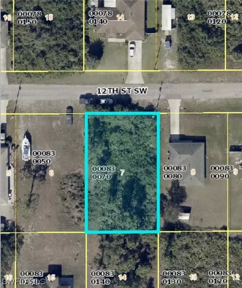 2807 12th St SW, Lehigh Acres, FL 33976