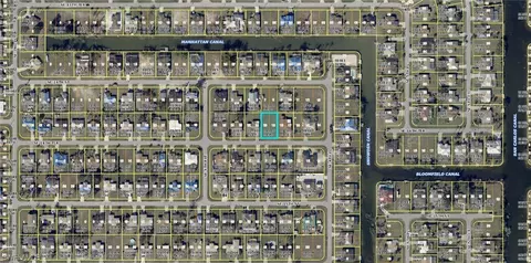413 SE 14th Ter, Cape Coral, FL 33990