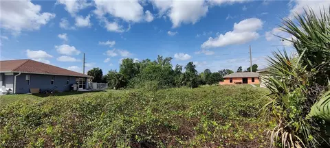 726 Castlestone Ave S, Lehigh Acres, FL 33974