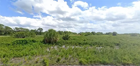 309 New Jersey Pl, Labelle, FL 33935