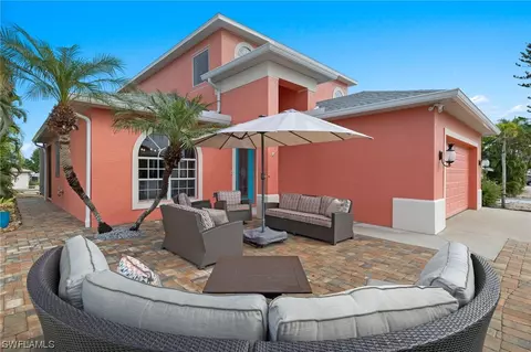 3634 Bayview Ave, Saint James City, FL 33956