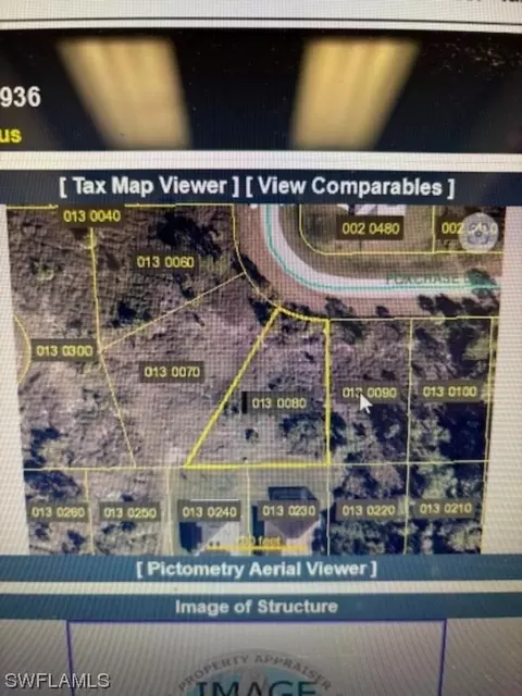 658 Foxchase Dr, Lehigh Acres, FL 33974