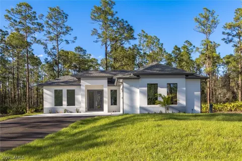 2865 16th Ave NE, Naples, FL 34120 photo 2