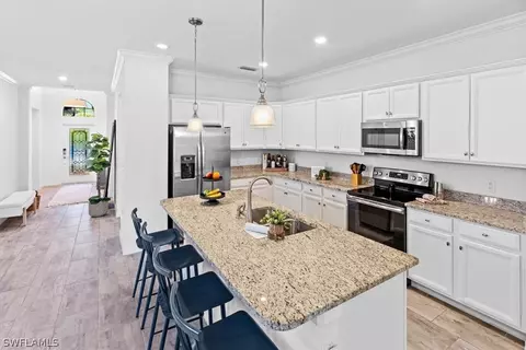 10701 Essex Square Blvd, Fort Myers, FL 33913
