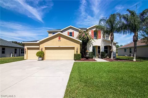 18261 Pine Nut Ct, Lehigh Acres, FL 33972