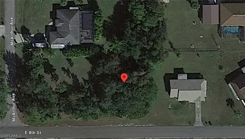 2803 E 8th St, Lehigh Acres, FL 33972