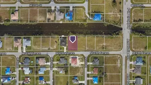 709 NE 19th Ter, Cape Coral, FL 33909