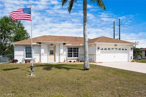 205 Reaville Ct, Fort Myers, FL 33913