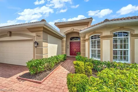19621 Maddelena Cir, Fort Myers, FL 33967