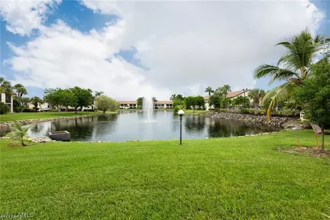 9291 Central Park Dr #105, Fort Myers, FL 33919
