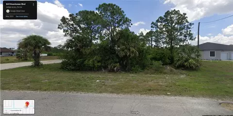 841-843 Eisenhower Blvd, Lehigh Acres, FL 33974