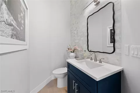 Bath - 7834 Classics Dr, Naples, FL 34113 photo 2 of 6