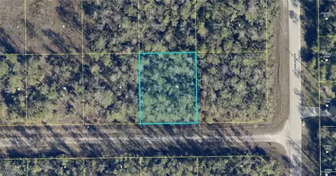 204-206 Singer St, Lehigh Acres, FL 33972