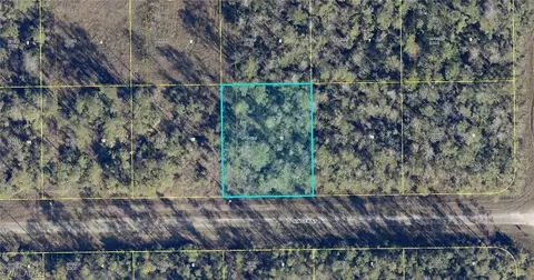 208-210 Singer St, Lehigh Acres, FL 33972