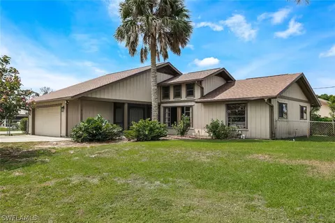 19060 Murcott Dr W, Fort Myers, FL 33967