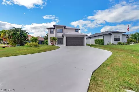 8355 Coral Dr, Fort Myers, FL 33967