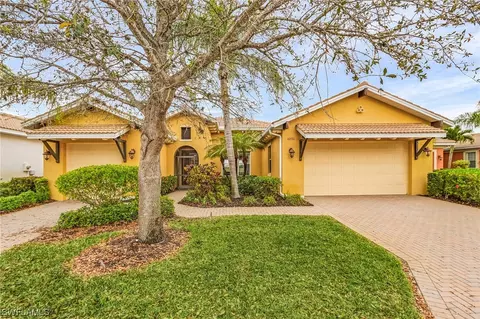 10531 Azzurra Dr, Fort Myers, FL 33913