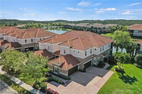 10260 Glastonbury Cir #202, Fort Myers, FL 33913