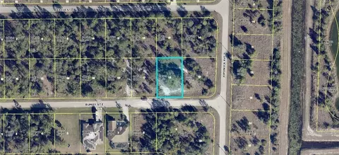 865 Bumby St E, Lehigh Acres, FL 33974