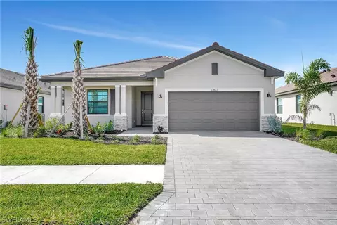 13827 Hunter Oak Dr, Fort Myers, FL 33913