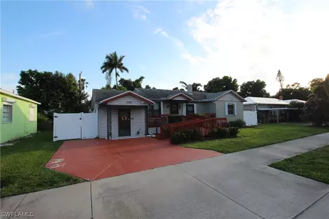 1562 Ransom St, Fort Myers, FL 33901