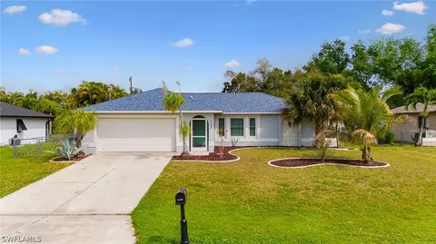 2329 SE 8th Ave, Cape Coral, FL 33990