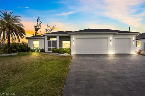 2534 SW 4th Pl, Cape Coral, FL 33914