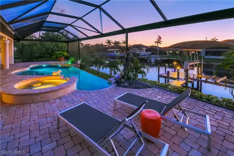 2227 SE 19th Pl, Cape Coral, FL 33990