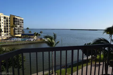 4265 Bay Beach Ln #326, Fort Myers Beach, FL 33931