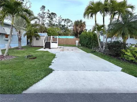 20021 Cumberland Ct, Estero, FL 33928