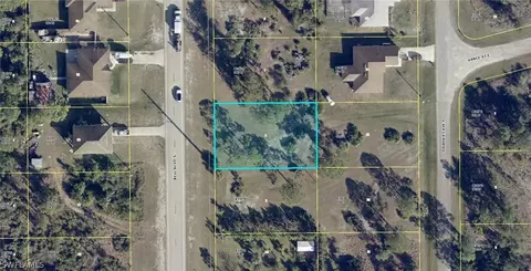851 Bell Blvd S, Lehigh Acres, FL 33974