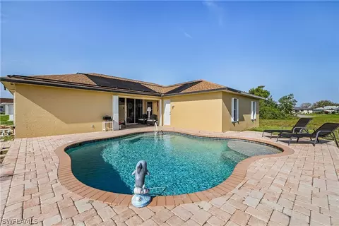 2601 NW 4th Ave, Cape Coral, FL 33993