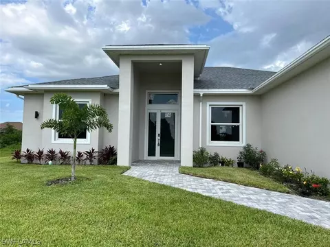 1101 NW 3rd Pl, Cape Coral, FL 33993