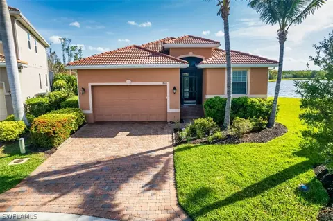 8004 Banyan Breeze Way, Fort Myers, FL 33908