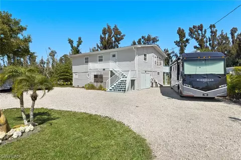 10880 Russell Rd, Bokeelia, FL 33922