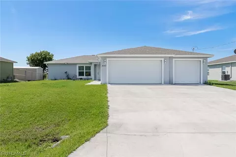 8043 Salem Cir, Labelle, FL 33935