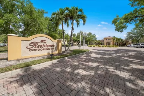4127 Residence Dr #420, Fort Myers, FL 33901