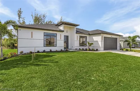3456 NE 9th Pl, Cape Coral, FL 33909